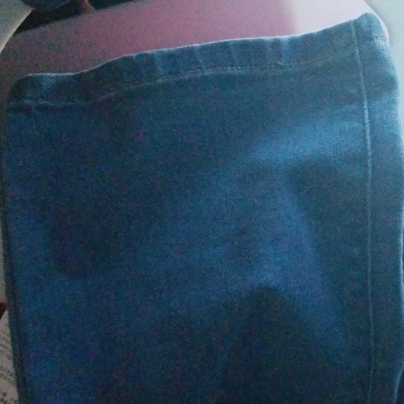 LEVIS NWT 6m straight leg - Picture 5 of 6